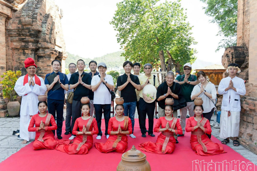 Khánh Hòa sẵn sàng đón dòng khách xứ sở hoa anh đào