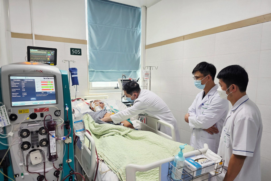 Sức khỏe 7 nạn nhân vụ ngộ độc khí clo tại Hà Nội chuyển biến tích cực